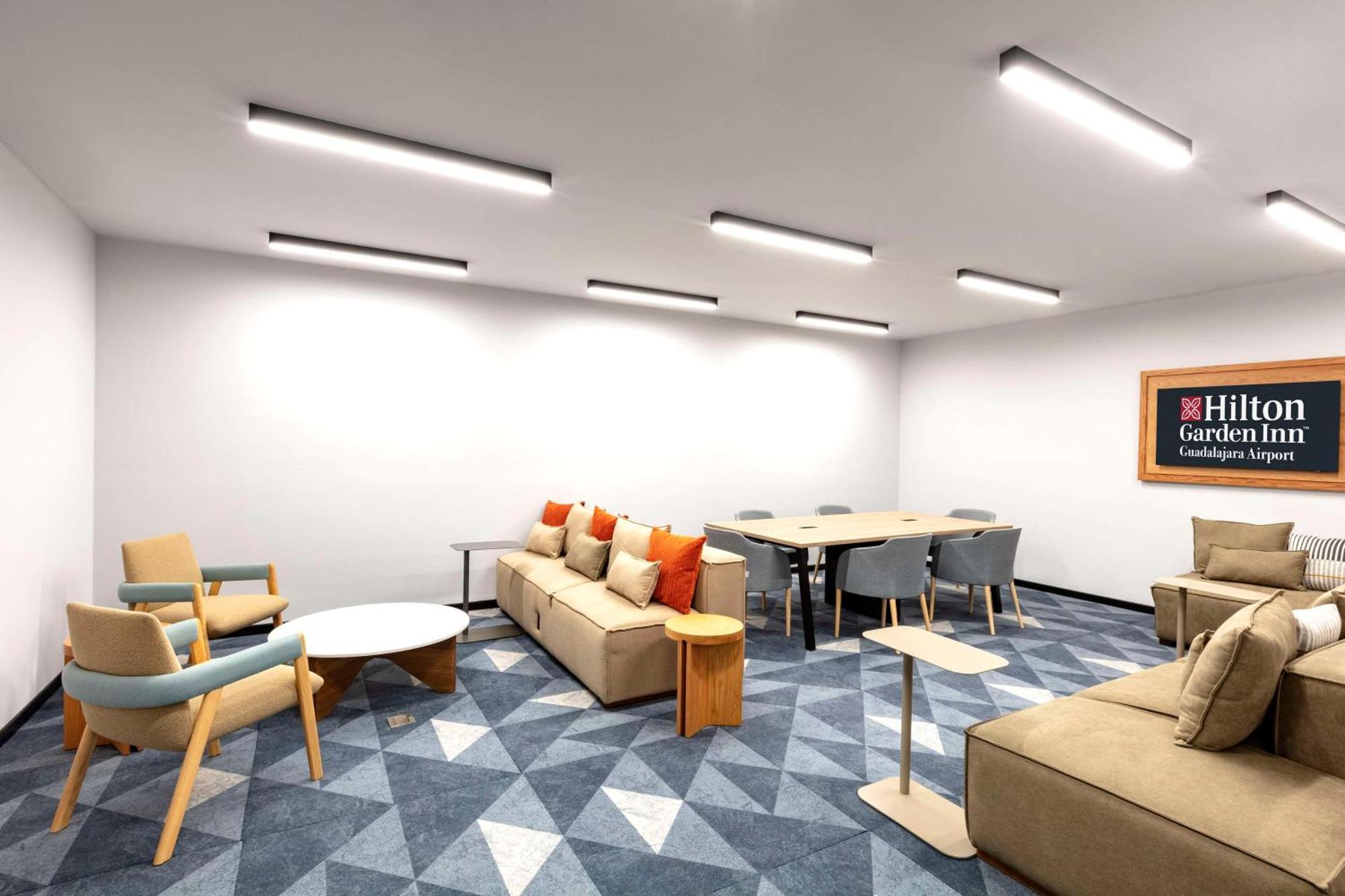 Hilton Garden Inn Guadalajara Airport El Zapote  المظهر الخارجي الصورة